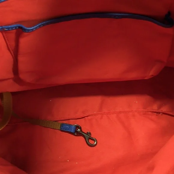 Dooney & Bourke Sorrento Sak - Picture 8 of 15